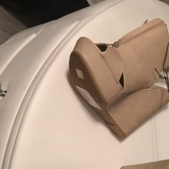 chinese laundry nima wedge